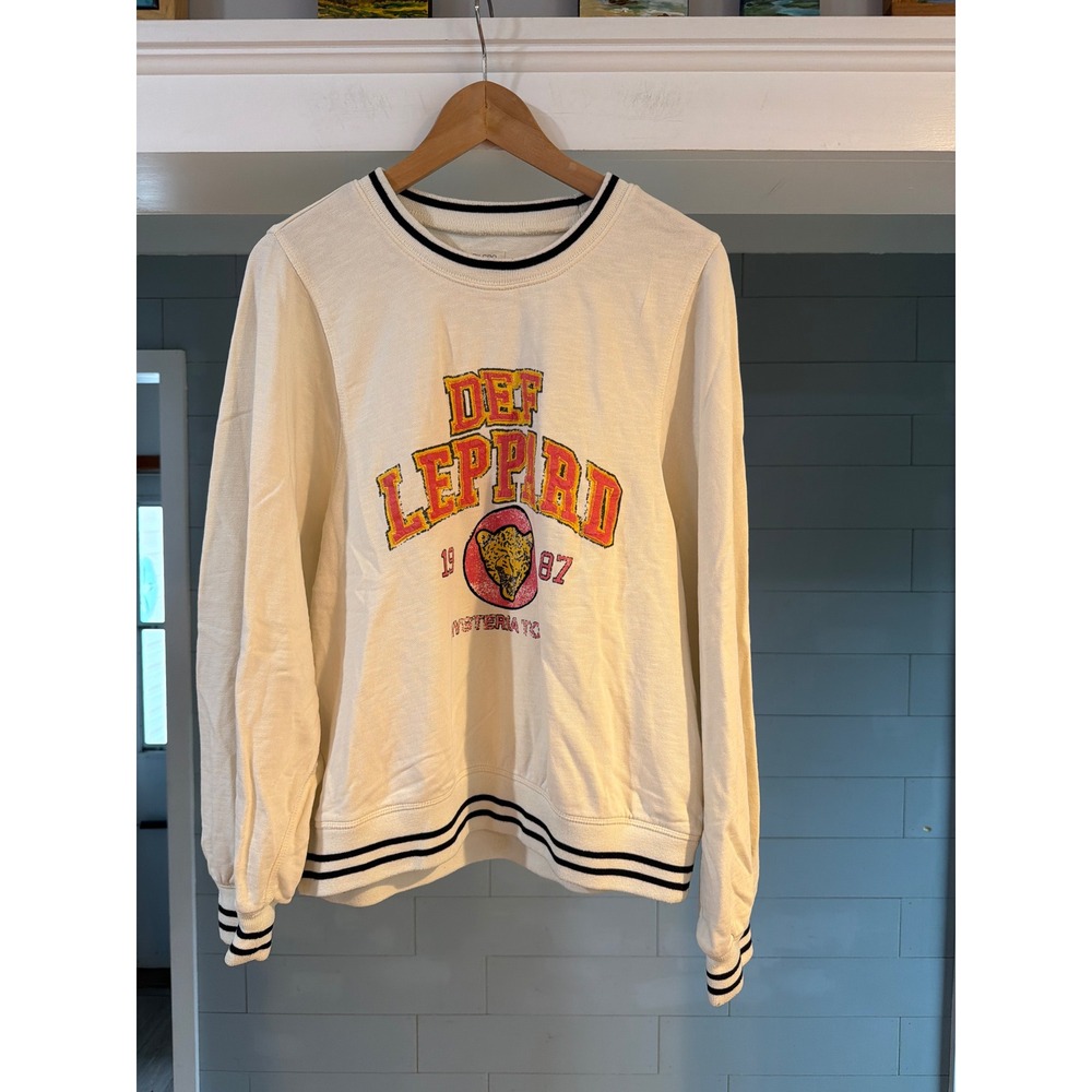 Pilcro Def Leppard 1987 Hysteria Tour Graphic Sweatshirt Cream Medium